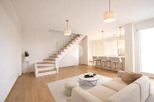 4 LOCALI A MARTELLAGO