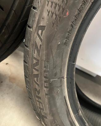BRIDGESTONE TURANZA 225/55 R18