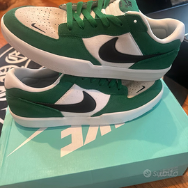 Nike scarpe verdi taglia 42 nuove