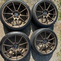 Motec Ultralight 8.5jx19 5x112 vag 235/35 r19