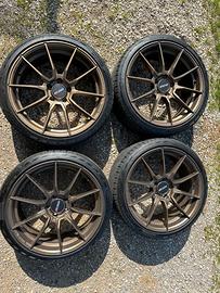 Motec Ultralight 8.5jx19 5x112 vag 235/35 r19