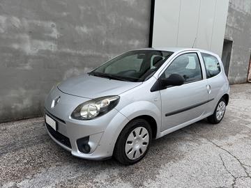 Renault Twingo 1.2 BENZINA NEOPATENTATI