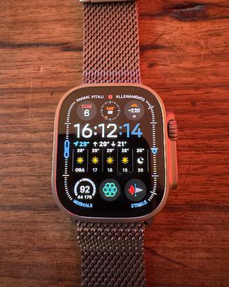 Apple Watch Ultra 2 bracciale titanio + Apple Care
