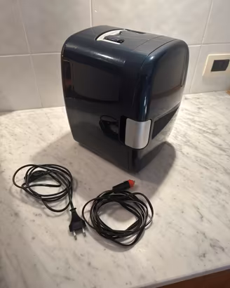 Mini frigo portatile da auto Pininfarina