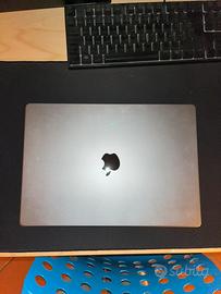 MacBook Pro M2 Pro 16”
