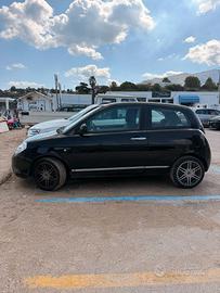 Lancia Ypsilon 1.3 diesel allestimento Elle