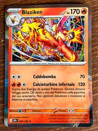 Carta collezione Pokemon