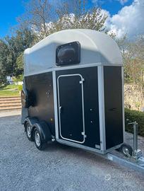 TRAILER UN POSTO E MEZZO PER TRASPORTO CAVALLO