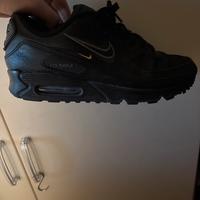 Nike Air Max 90 nera