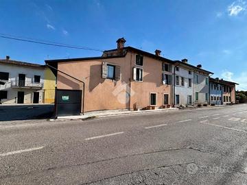 CASA SEMINDIPENDENTE A SONA