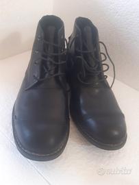 Scarponcino nero Timberland n. 41,5 uk 7,5