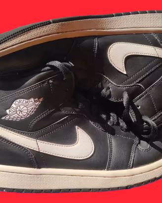 Scarpe Nike Air Jordan 1 Mid Nero e Bianco EUR 41
