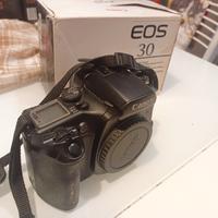 Canon EOS 30 analogica 