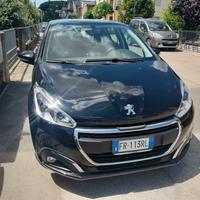 Peugeot 208 1.6 Blue HDI