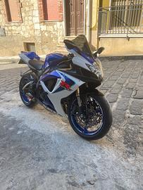 SUZUKI GSXR 600 K6
