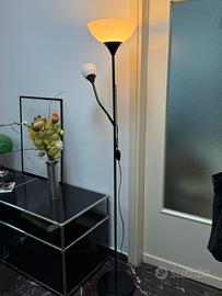 Lamapda da terra con dopoia luce