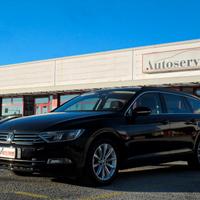 Volkswagen Passat Variant 2.0 TDI DSG Business Blu