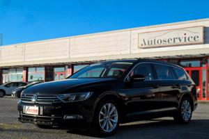 Volkswagen Passat Variant 2.0 TDI DSG Business Blu