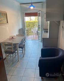 18 LUGLIO-1 AGOSTO/Vicino mare/2 camere/4 letti