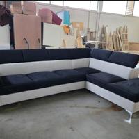 Divano Angolare Bicolore Moderno – Eleganza e Comf