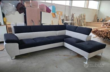 Divano Angolare Bicolore Moderno – Eleganza e Comf