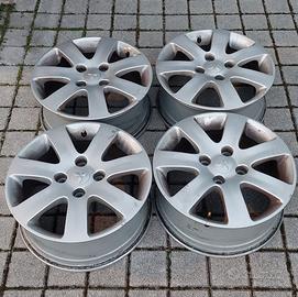 cerchi lega 16 pollici 4 fori