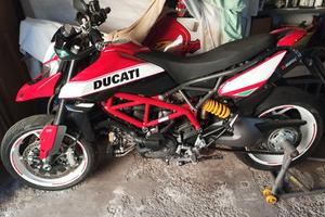 ducati hypermotard 
