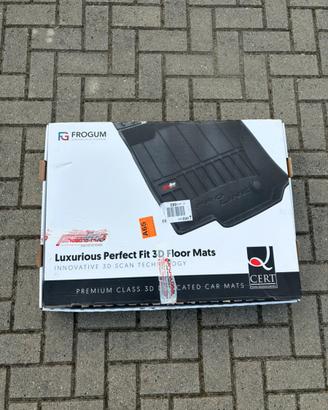 Tappetini Ford Fiesta PROLINE in gomma per auto