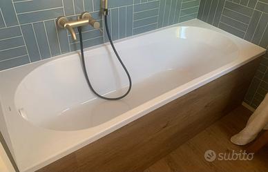 Vasca da bagno nuova imballata