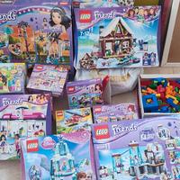 Costruzioni giocattolo Lego Friends e Frozen 