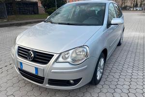 VOLKSWAGEN POLO 5p 1.2 Comfortline  *OK NEOPATENTA