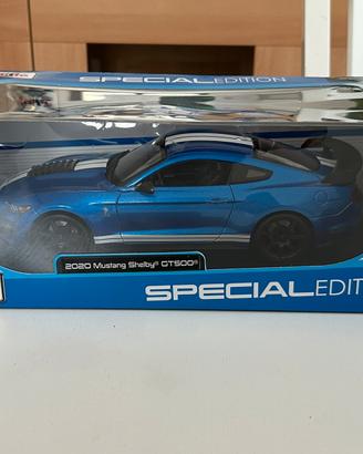 Modellino Mustang Shelby GT500 2020 scala 1/18