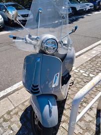Vespa 300 GTS HPE