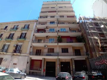 Ampio ufficio a Taranto