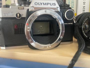 Olympus OM10 con 3 obiettivi