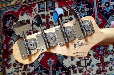 Fender Precision Bass Roger Waters Signature
