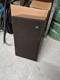 UNA cassa JBL modello TLX4 (una sola!)