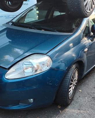 Pezzi di ricambio fiat grande punto (2Y) anno 2008
