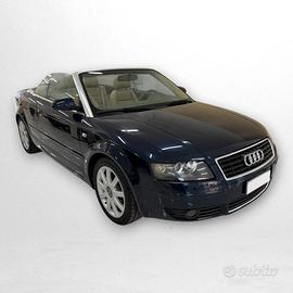 Audi A4 Cabriolet 2.5 V6 TDI cat