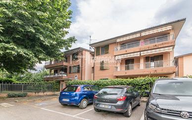 TRE LOCALI CON TERRAZZO, DOPPI SERVIZI E BOX