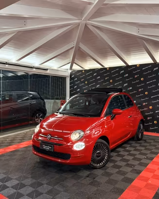 Fiat 500C 1.0 Hybrid Red
