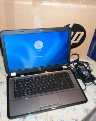 Notebook Hp 2023 15 pollici batteria nuova wind 11