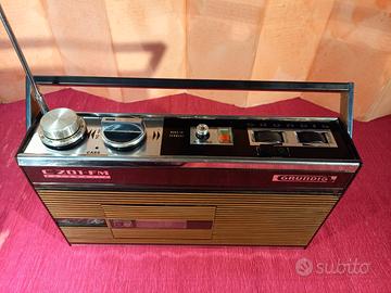 GRUNDIG radiocassette C201-FM del 1968 funzionante