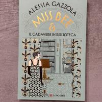 Libro Miss Bee e il cadavere in biblioteca