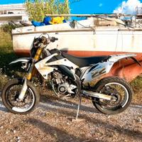 Motard 125