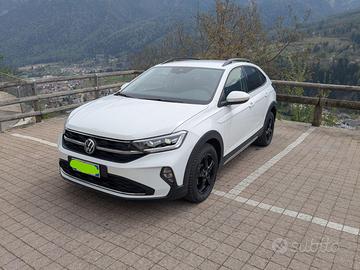 VW Taigo Plus 115cv Fari MATRIX con 2 Set di Ruote