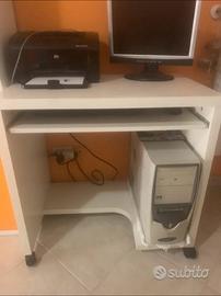 Scrivania Pc scuola