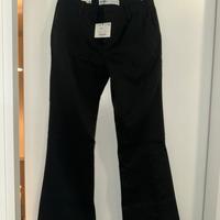 Pantaloni chino flare donna bershka
