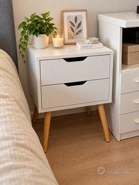 Letto ikea + materasso + 2 comodini