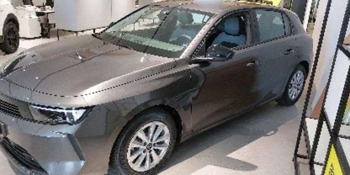 Opel Astra 1.2 Turbo 110 CV Edition